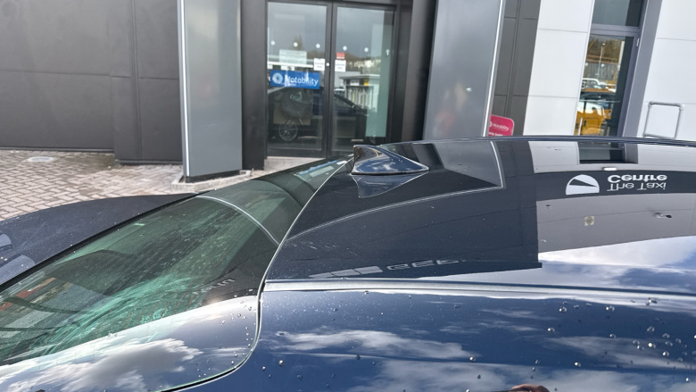 Toyota Camry 2.5 VVT-i Hybrid Excel 4dr CVT Hybrid Saloon